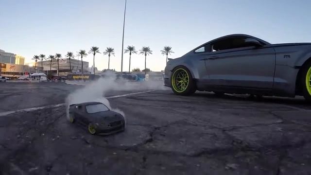 HPI Racing 2015 Ford Mustang RTR Spec 5 Concept SEMA 2014 смотреть онлайн