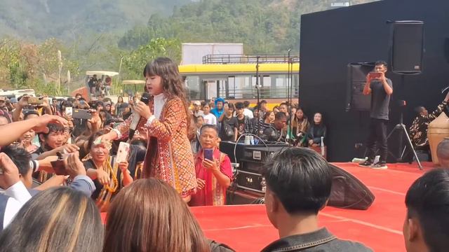 Esther Hnamte perform Ka Pa Khuma at Hlukhla kut,,,Lawngtlai смотреть онлайн