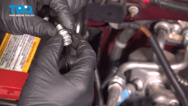 How to Replace A/C Service Valve 2007-2013 Chevy Silverado смотреть онлайн