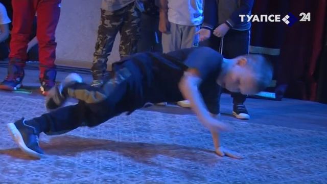 Соревнования по хип-хопу и брейк дансу "БэбиБитва" смотреть онлайн