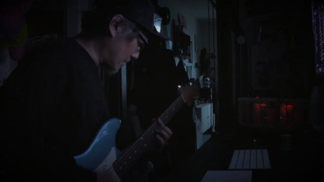 Fender Bass VI (Vintera II Series) смотреть онлайн