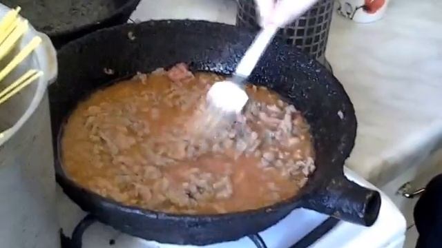 Готовим-Спагетти болоньезе, с фаршем смотреть онлайн