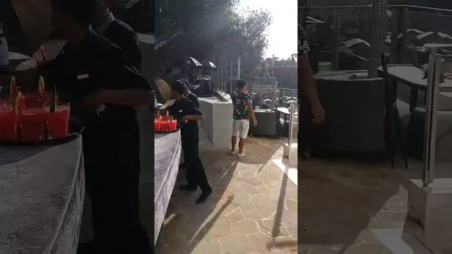 The Rock Bar Bali смотреть онлайн