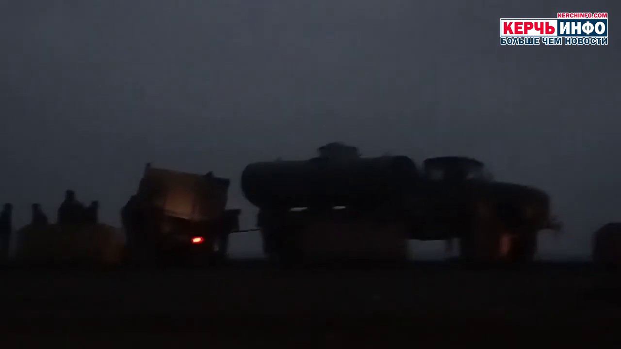 Трасса Керчь - Симферополь вновь перекрыта: серьезное ДТП на Багеровской развязке смотреть онлайн