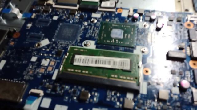 Замена термопасты на ноутбуке Lenovo. смотреть онлайн