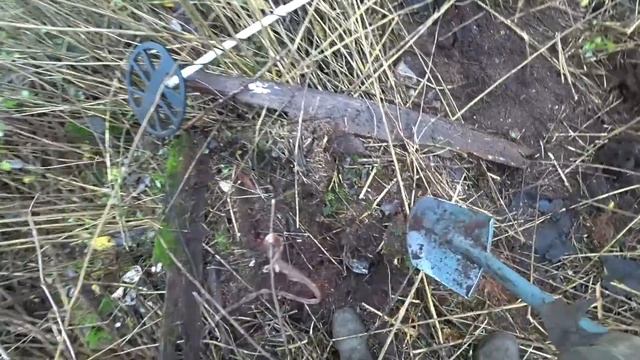 ЗАГРУЗИЛИ МАШИНУ МЕТАЛЛОМ ПОД ЗАВЯЗКУ . смотреть онлайн