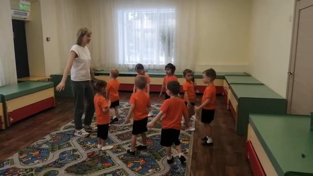 Зарядка "Мы ногами топ, топ, топ". смотреть онлайн