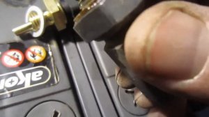 Замена датчика температуры охлаждающей жидкости Рено Логан