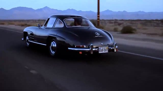 Поэзия в движении Mercedes-Benz 300SL