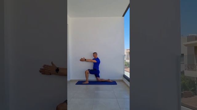 Простое и эффективное упражнение с массажным роллом GRID подарит спине облегчение. смотреть онлайн