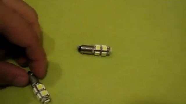 BAQS 1.35W 12V Белый свет 9-светодиодная лампа авт смотреть онлайн