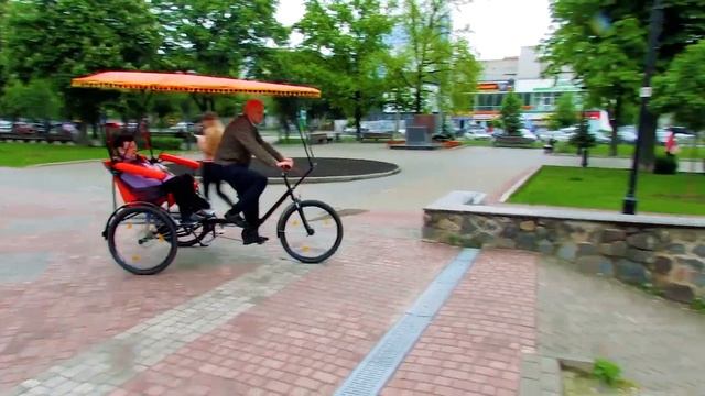Велорикша с расположением пассажиров и грузов сзади, Трехколесный велосипед, Pedicab смотреть онлайн