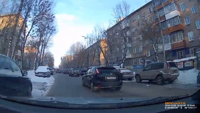 Пример съемки видеорегистратора Mio Mivue 518 (день) смотреть онлайн