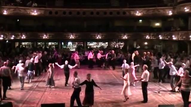 Phil Kelsall M.B.E .. Dance time at the Tower Ballroom Blackpool смотреть онлайн