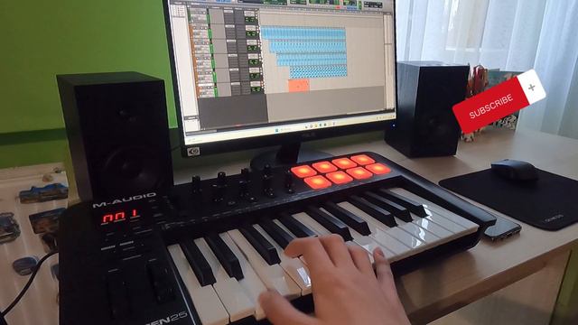 ED SHEERAN - SHAPE OF YOU | M-AUDIO OXYGEN 25 смотреть онлайн