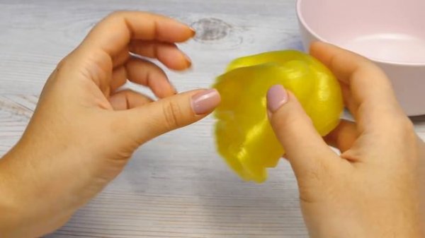 Slick Slime Sam Makes AN ALIEN SLIME