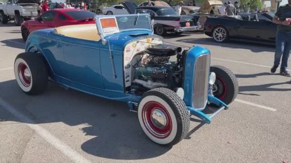 Classic Car Show  & Cars Cruise-in attracts Exotics Muscle classics restorat