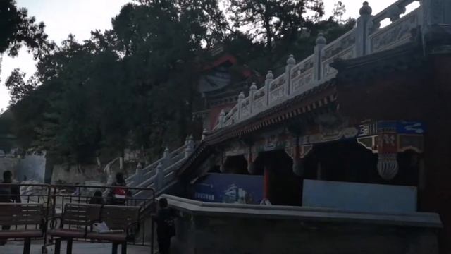 Китайские горы Сишань 西山 в Пекине_парк Бадачу (八大处) смотреть онлайн
