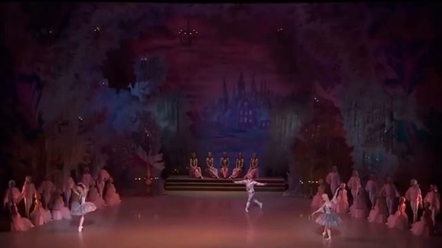 NUTCRACKER - Pas de Trois (Yana Selina, Svetlana Ivanova, Vasily Tkachenko - Mariinsky Ballet) смотреть онлайн