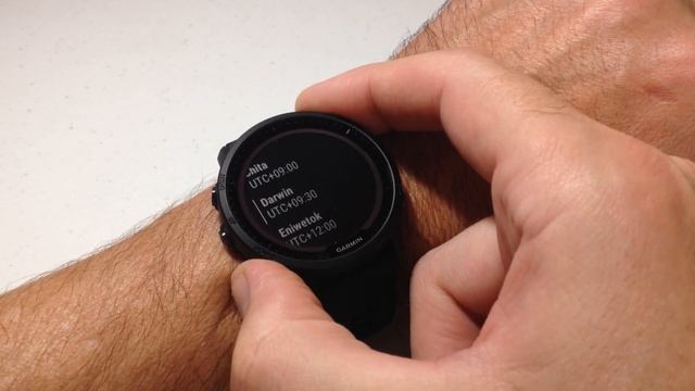 Garmin Forerunner 955 Solar: Alternate Time Zone Glance смотреть онлайн