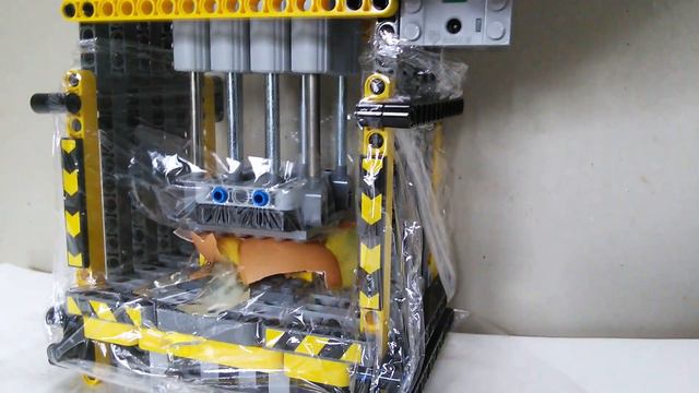 Lego Egg Breaker - 42kg Pressure - The Most Powerful Lego Press смотреть онлайн