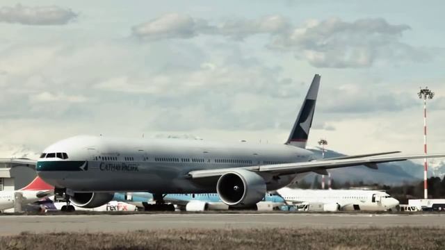 Cathay Pacific - Take off from Milano Malpensa (MXP) смотреть онлайн