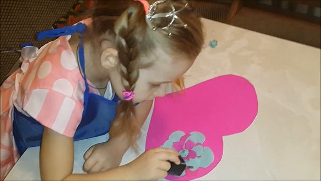 ПОДАРОК ДЛЯ БАБУШКИ ОЛИ смотреть онлайн