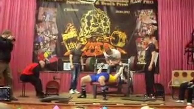 Чемпионат Молдовы ВПА!! Ставила Вадим. ЖИм лежа 200 кг в 3-ей попытке!!! ЗАЧЕТ!!! смотреть онлайн