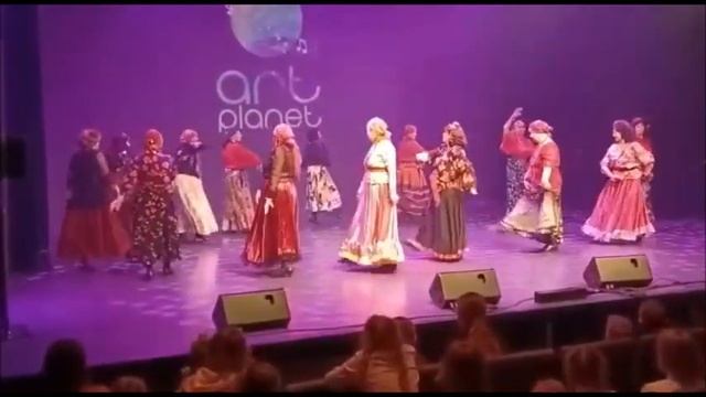 "Цыганочка". Выступление танцевальной группы на фестивале "АРТ ПЛАНЕТ". смотреть онлайн