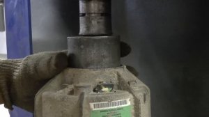 Замена подшипника муфты включения заднего моста Hyundai Tucson