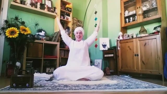 AEKY | KUNDALINI YOGA | COMUNICACIÓN CELESTIAL смотреть онлайн
