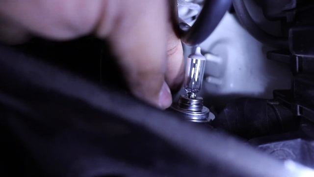 HOW TO CHANGE A DRIVER SIDE HEADLIGHT BULB IN A KIA OPTIMA PART 2 | 2015 KIA OPTIMA| #kia #headligh смотреть онлайн