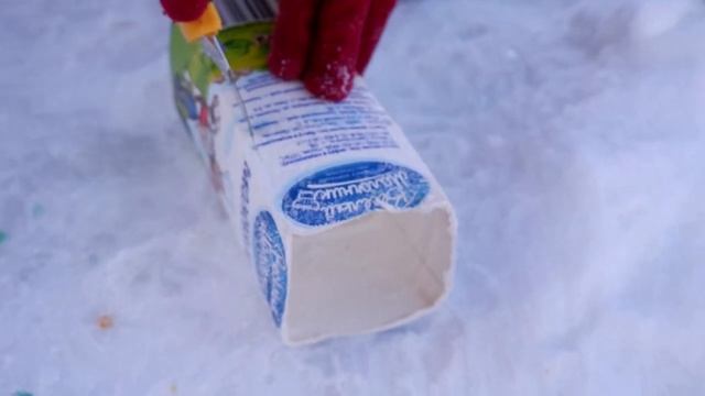Настоящая зимняя сказка! | Как мы построили замок из ледяных кубиков смотреть онлайн