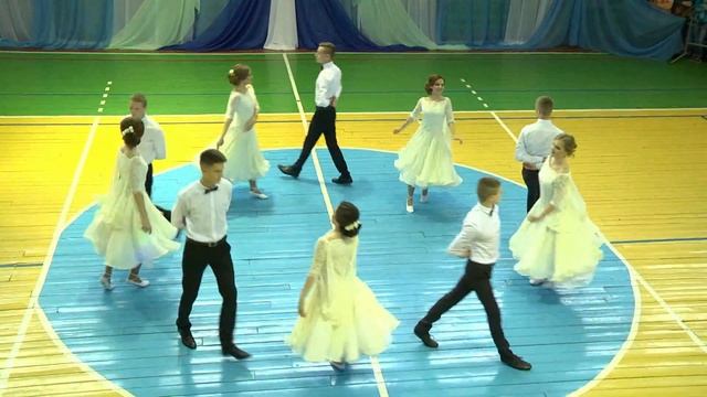 Вальс Средней школы №2 г. Петрикова 2017 смотреть онлайн