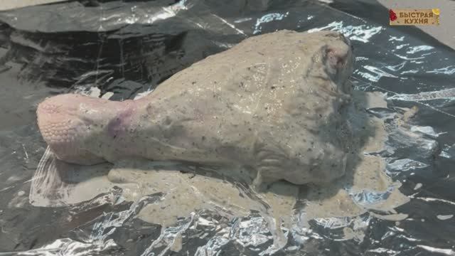 Всегда сочное,нежное, ароматное! Супер результат, если мариновать так мясо. Индейка в духовке. смотреть онлайн