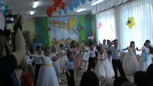 Танец-вход на Выпускной "Планета детства".