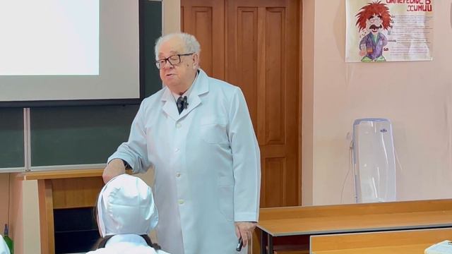 Часть 1. • ФИЗИОЛОГИЯ ПИТАНИЯ И ПИЩЕВАРЕНИЯ.• ПИЩЕВАРЕНИЯ В ПОЛОСТИ РТА. • ПИЩЕВАРЕНИЕ  В ЖЕЛУДКЕ .