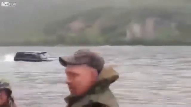 Крузак плывёт Прикол смотреть онлайн
