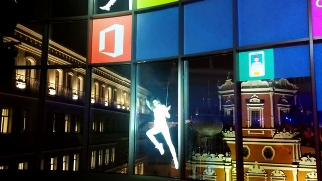 Открытие презентации Microsoft Lumia 950 и Lumia 950 XL в Москве смотреть онлайн
