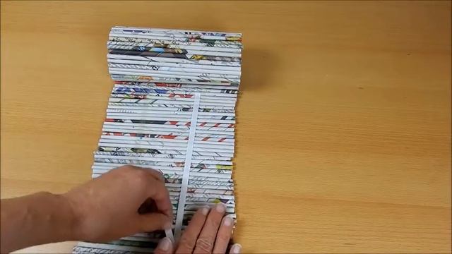 DIY: Подсвечник из газеты. Мастер класс. смотреть онлайн
