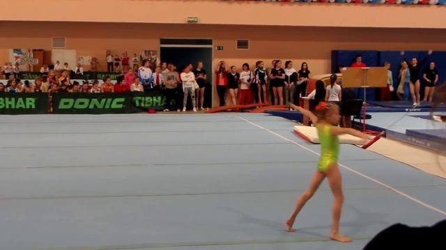 Viktoria Listunova/Виктория Листунова FX April 2015 смотреть онлайн