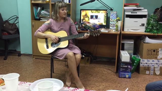 Новогоднее музыкальное поздравление ! смотреть онлайн
