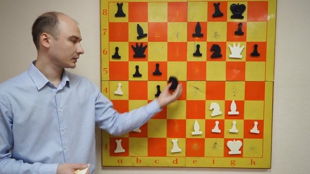 Видео по шахматам \ Ловля фигуры смотреть онлайн