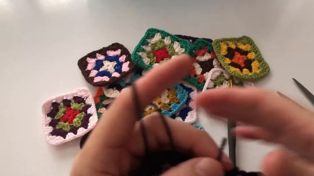 Bey Beğendi Hanım Dilendi Örgü Modeli / Dörtlü Motif Birleştirme смотреть онлайн