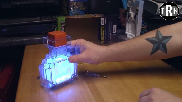 Minecraft Color Changing Potion Bottle - Product Review | TRN смотреть онлайн