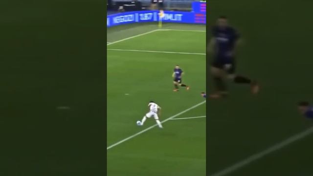 Questa volta handanovic non regala il gol a vlahovic-Andre_29_🤍🖤 смотреть онлайн