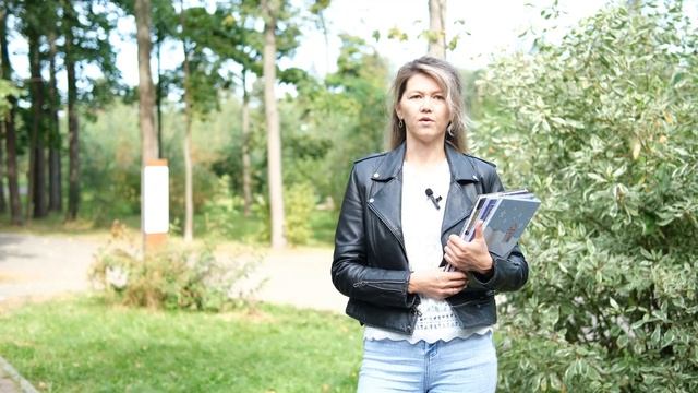 Почему осенью и зимой выпускные альбомы с оживающими фото намного дешевле? смотреть онлайн