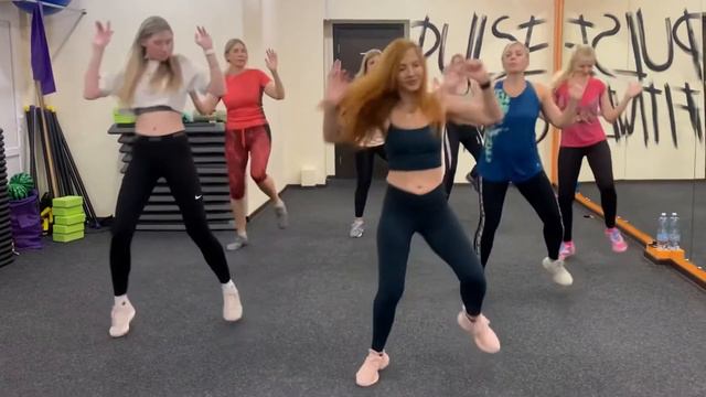 PAPA by Inna x Siskotov / Dance Fit с Алиной Гопанчук смотреть онлайн