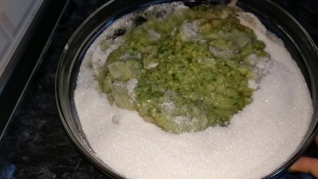 Feijoa jam/Варенье из фейхоа/Feyxoadan soyuq mürəbbə смотреть онлайн