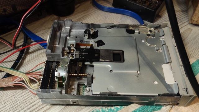 Аппаратный драйвер флоппи привода смотреть онлайн